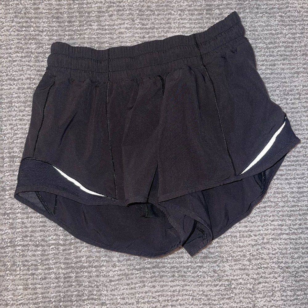 LULULEMON Hotty Hot Shorts